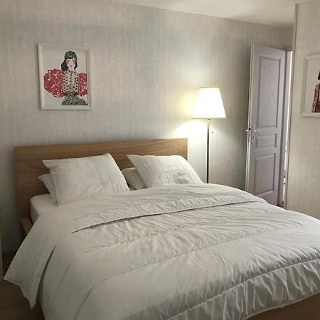 Le Mombrun - Parking Prive - Hypercentre - Patio Interieur Apartment Vichy Luaran gambar